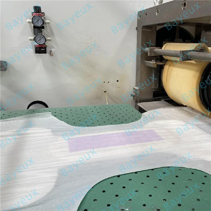 Semi-automatic Adult Diaper Machine